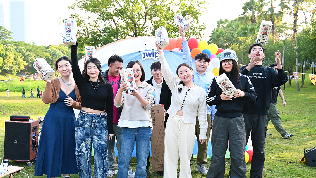 k8凯发智能首届草地音乐会